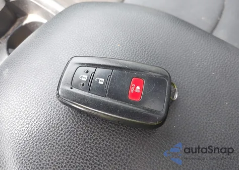 2019 Toyota Rav4 Xle z USA, uszkodzony, nr VIN 2T3W1RFV0KW009634